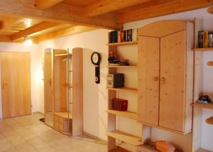 Appartement Fanzoegna 25 By Interhome